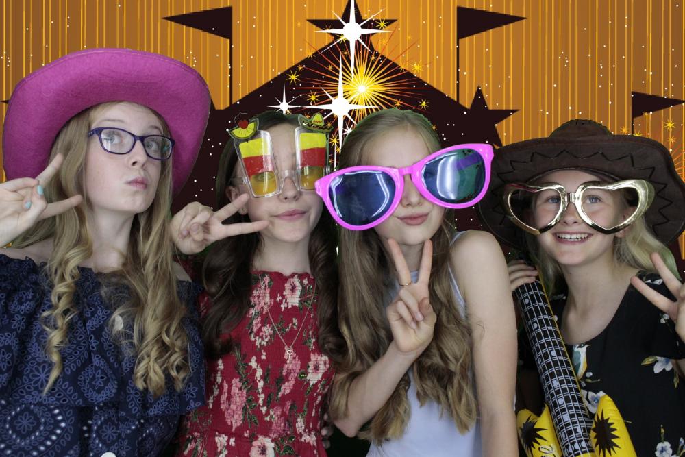 The Base Youth Centre | View more photos from the event at gallery.myphotoboothexperience.co.uk/u/MyPhotoBoothExperienceLtd/The-Base-Youth-Centre
